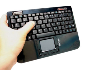 Perixx Periboard 710, un mini clavier sans fil avec touchpad.. Sexy non ?
